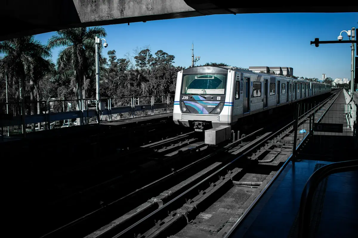 Le Six Ibirapuera - Apartamento Perto do Metrô Moema: Mobilidade no Alto Padrão